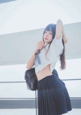 我和女同桌互摸下部